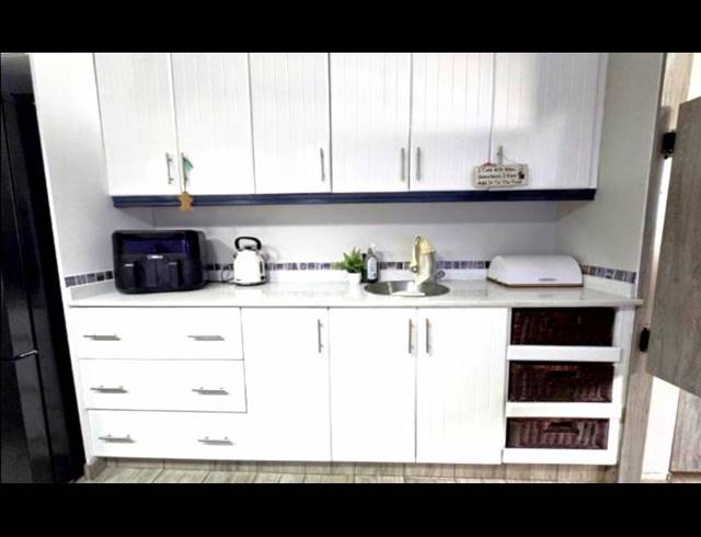 4 BEDROOM HOUSE FOR SALE IN MEER EN SEE